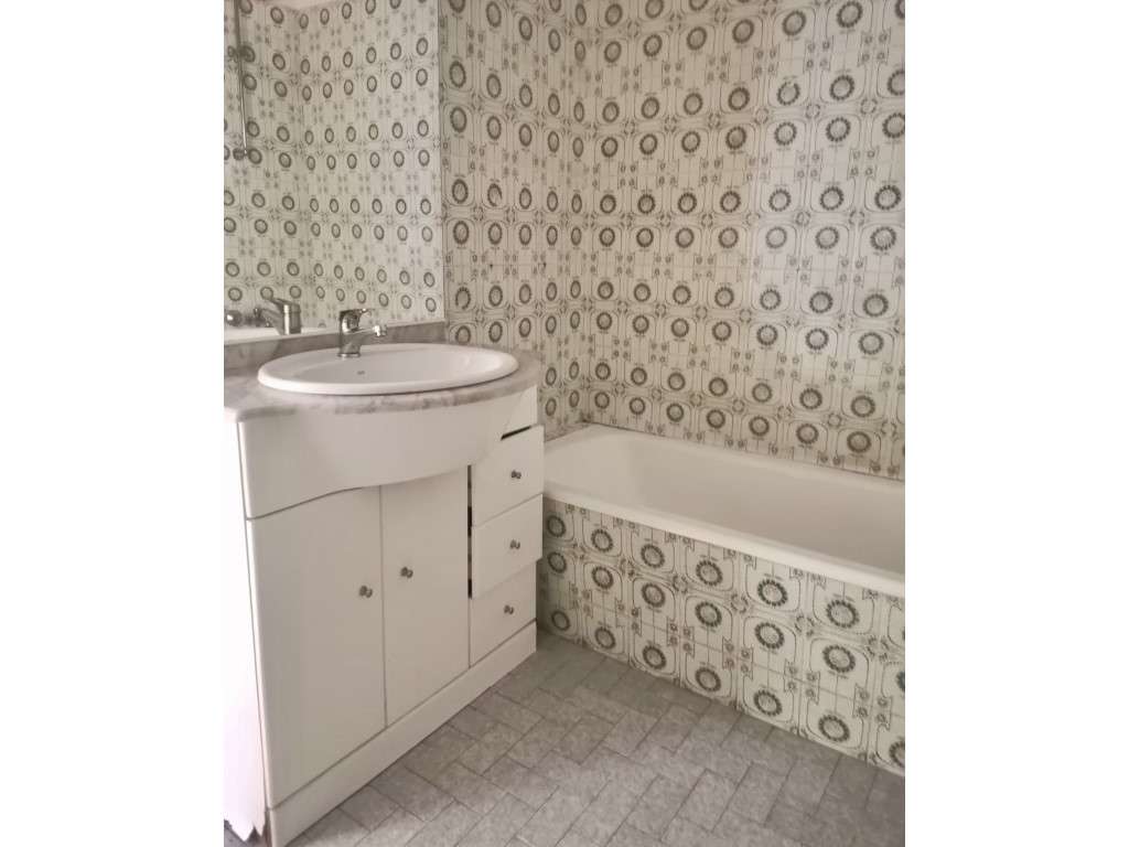 APARTAMENTO T2, OEIRAS-14