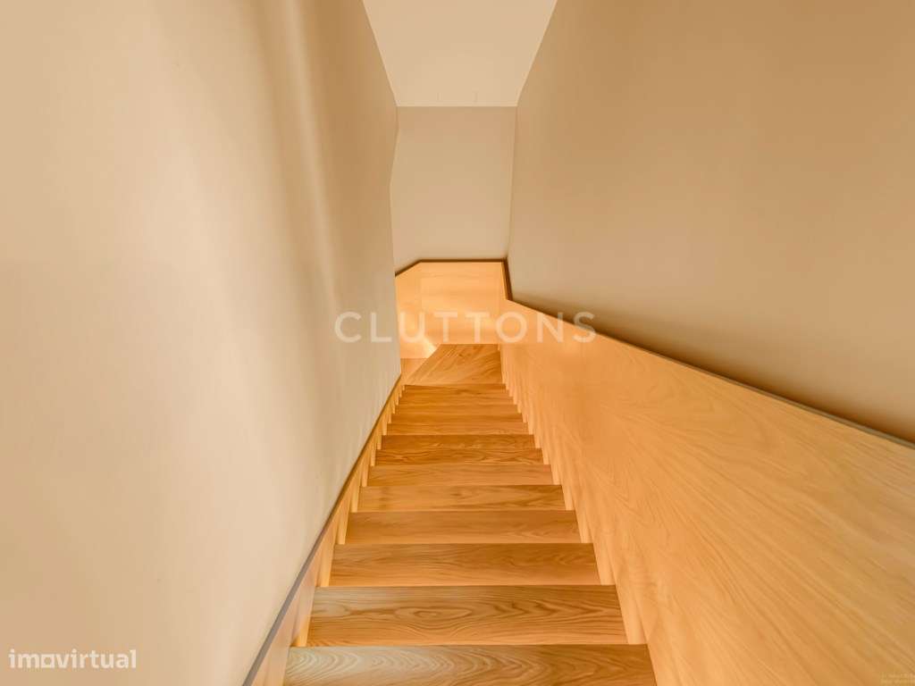 Venda Moradia T3 | Condomínio, Piscina privada e vista mar, Estoril...-27