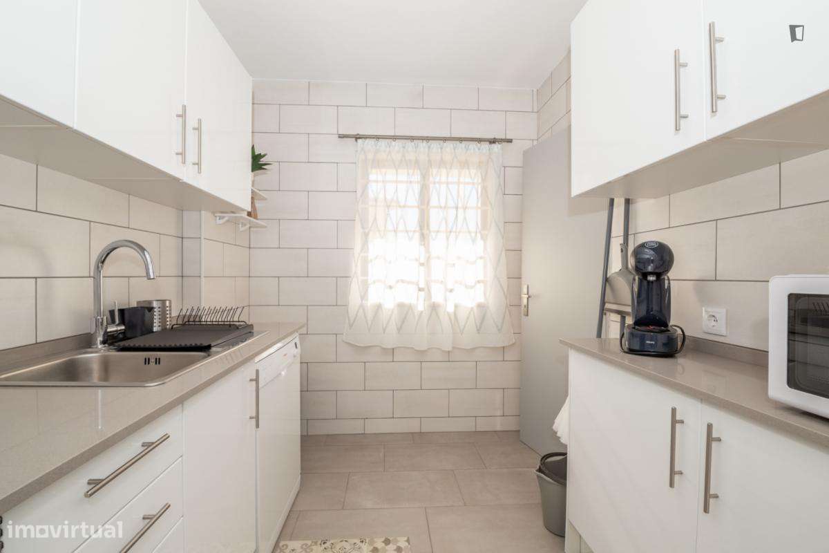 Apartamento com 2 quartos - localizado em Faro - Grande imagem: 4/28