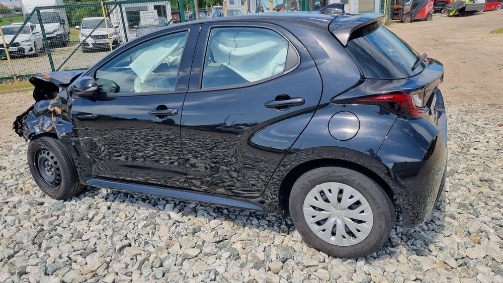 Toyota Yaris IV 2025