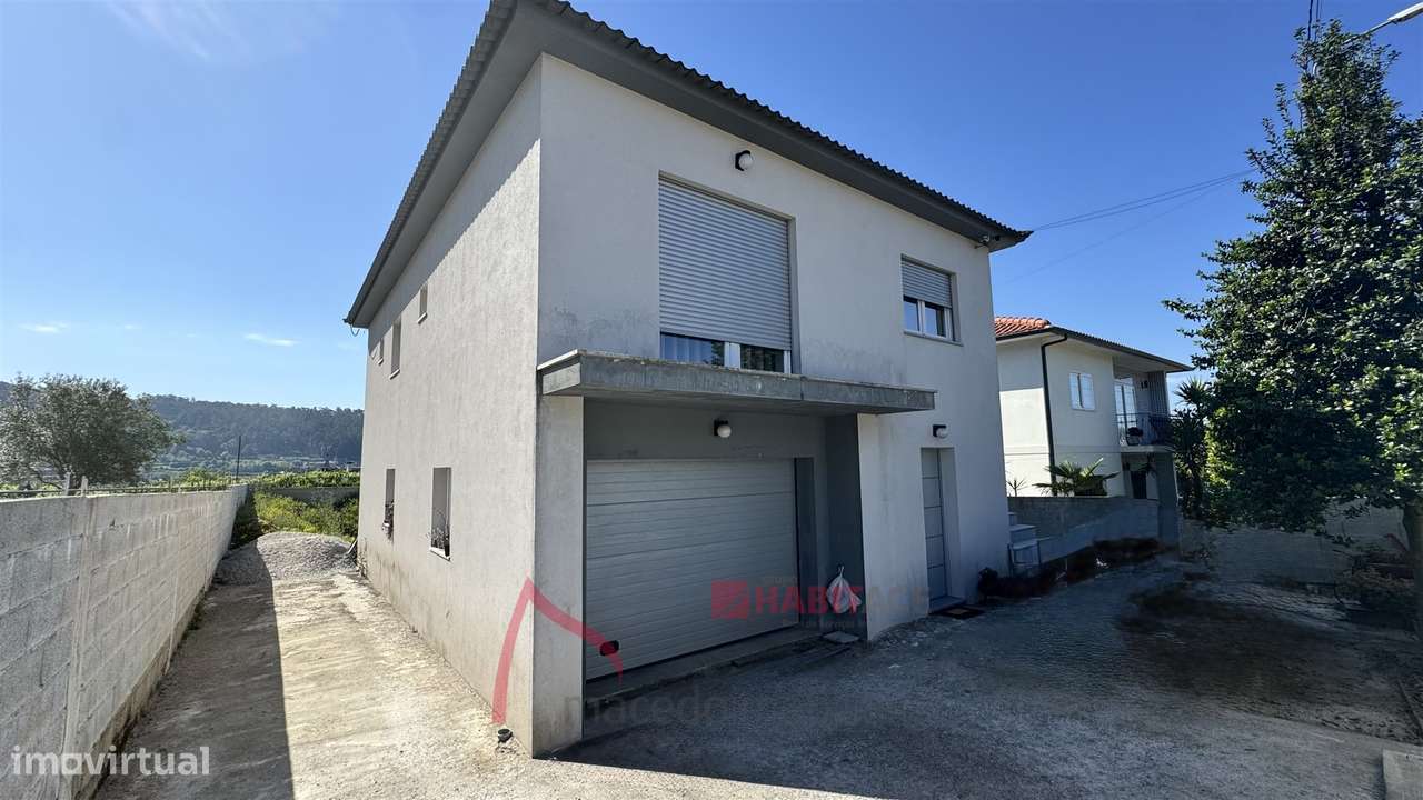 Moradia Individual em Arentim-51