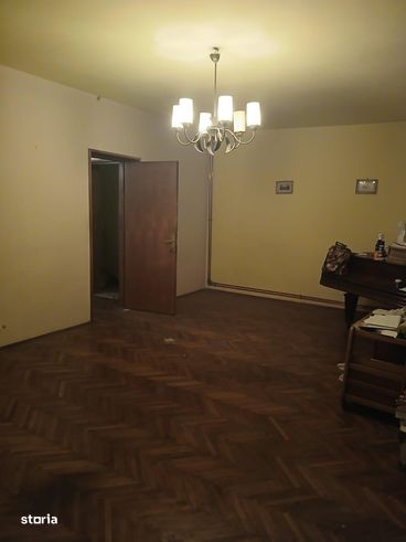 Vanzare apartament patru camere garaj boxa Palatul Cotroceni-4