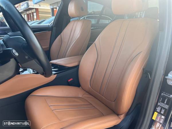 BMW 530 e iPerformance Line Luxury - 8