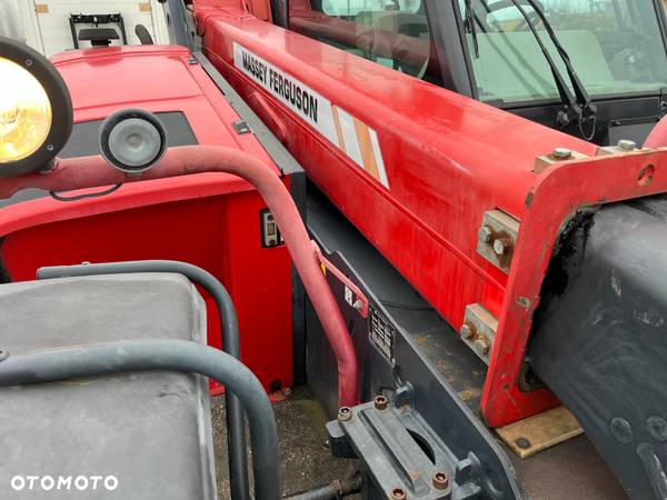 Massey Ferguson - 25