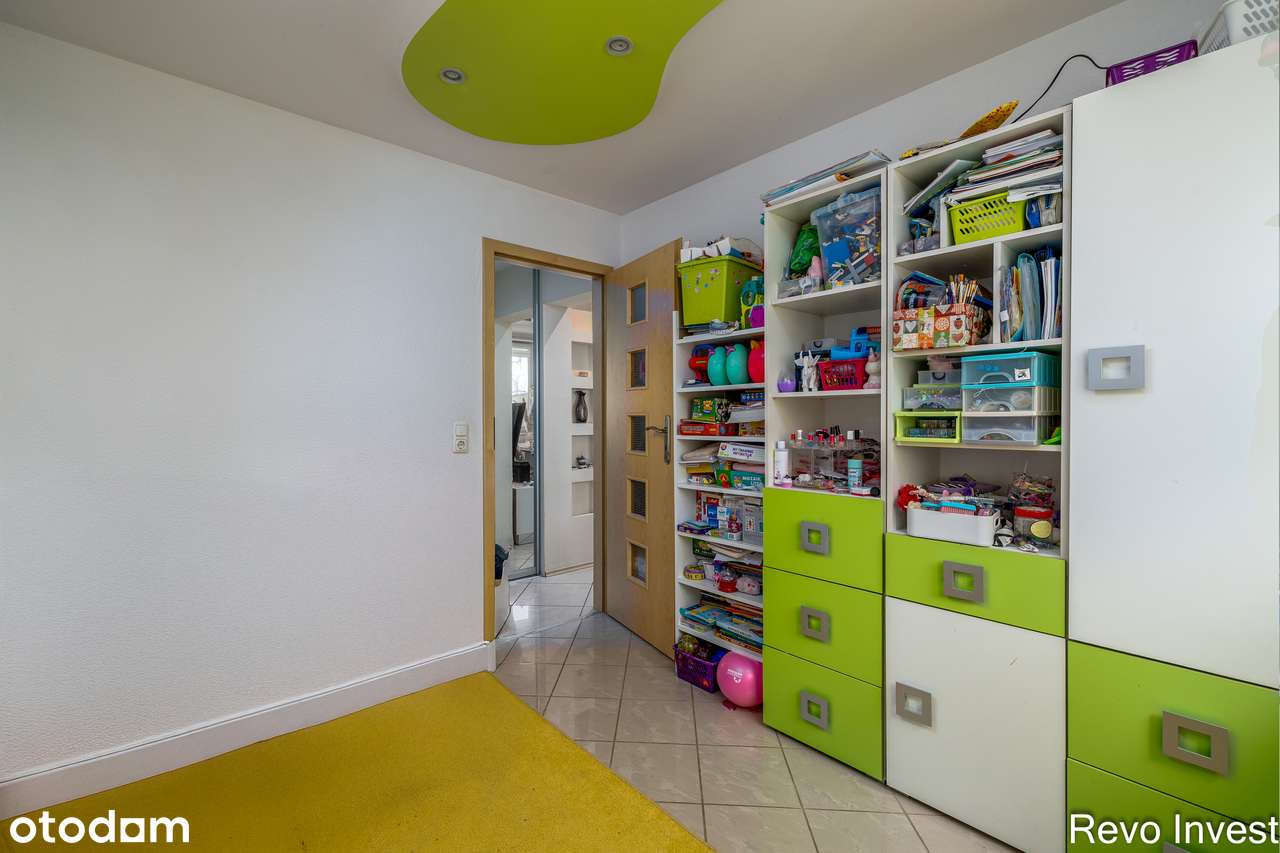 4-pokojowe, dobrze doświetlone mieszkanie wraz z  balkonem-14