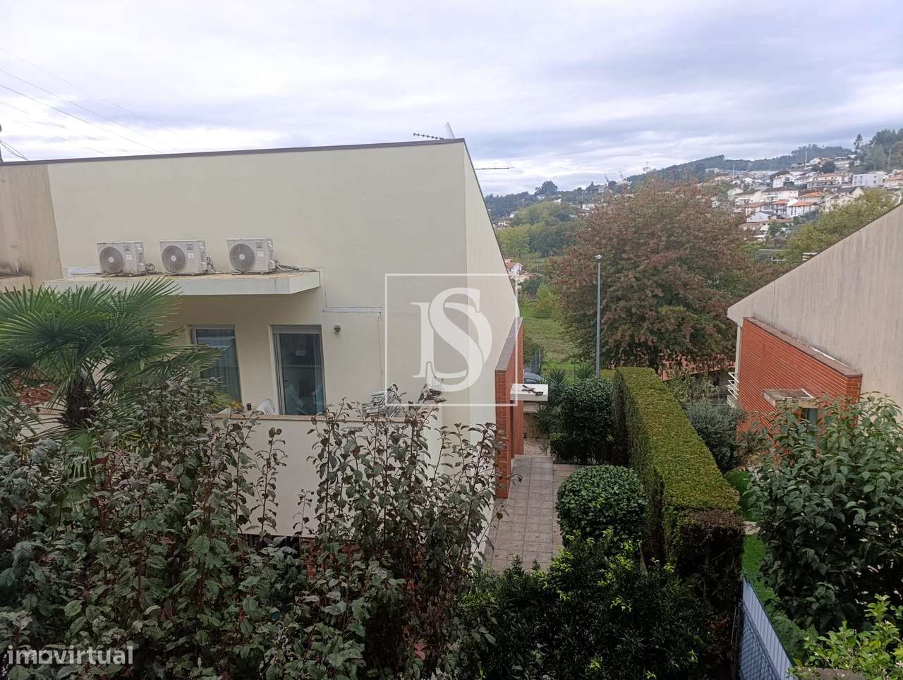 Moradia em Banda T3 em Aldão - Grande imagem: 5/5