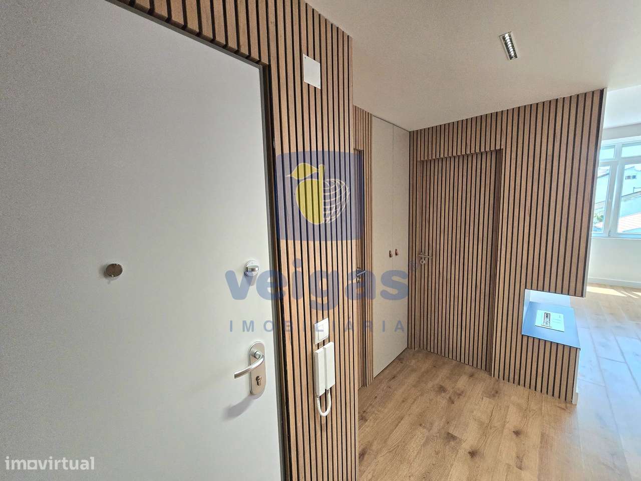 Apartamento renovado com 1 quarto em Charneca de Caparica-22