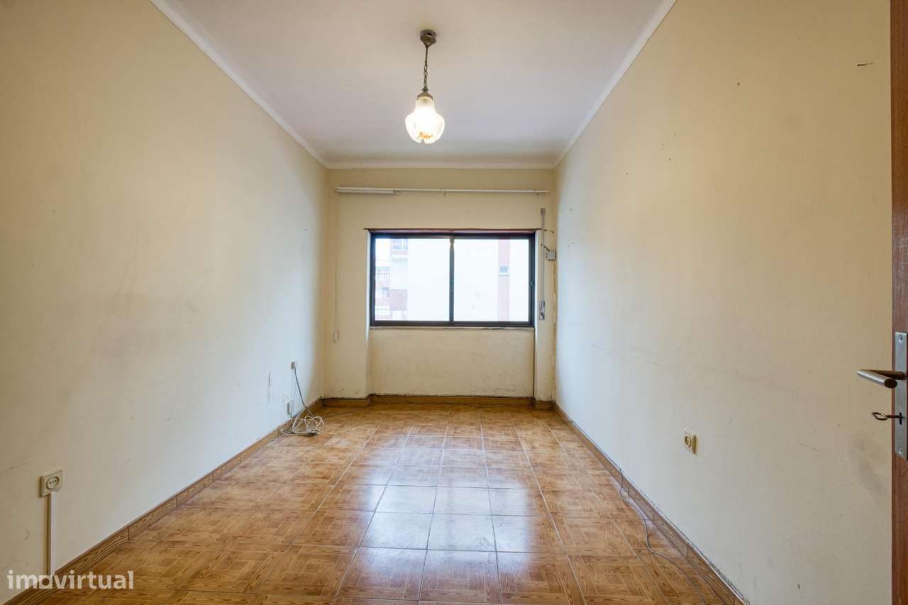 Apartamento T3 | 93 m2 | Excelente Oportunidade | Barreiro - Grande imagem: 2/28