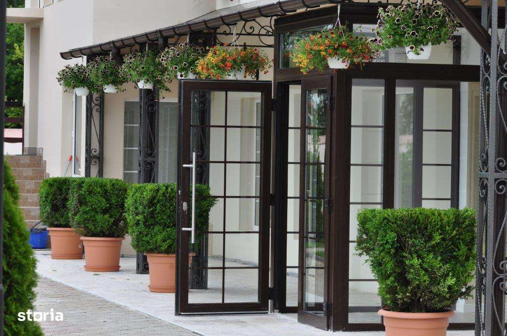 Complex Turistic Cazare, Salon Evenimente, Terenuri Sport-11