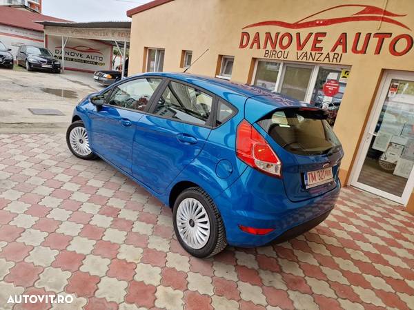 Ford Fiesta 1.25i Ambiente - 5