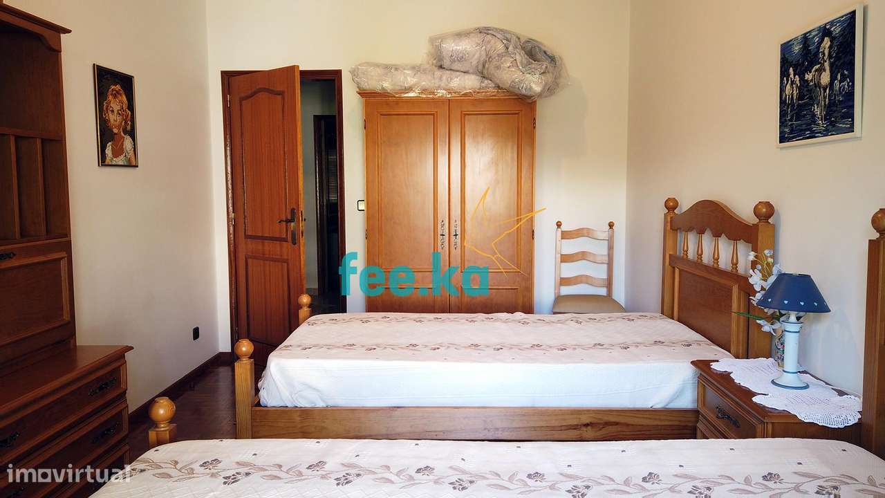 Apartamento T4 com Garagem-15