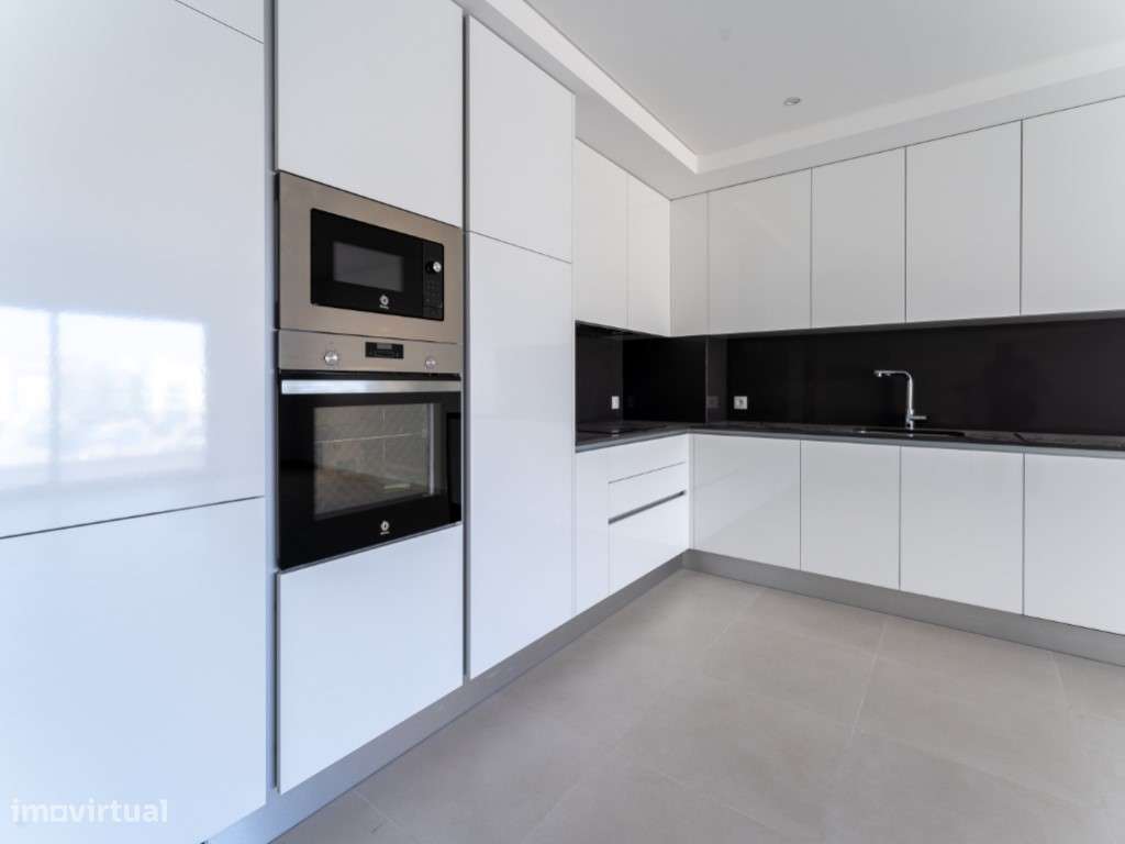 Apartamento T3 junto ao mercado- 200 mts da praia-3