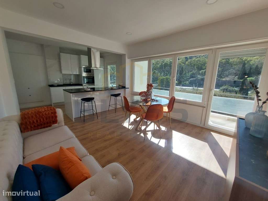 Apartamento T3, Totalmente Remodelado situado em Benfica, *Oferta d... - Grande imagem: 5/20