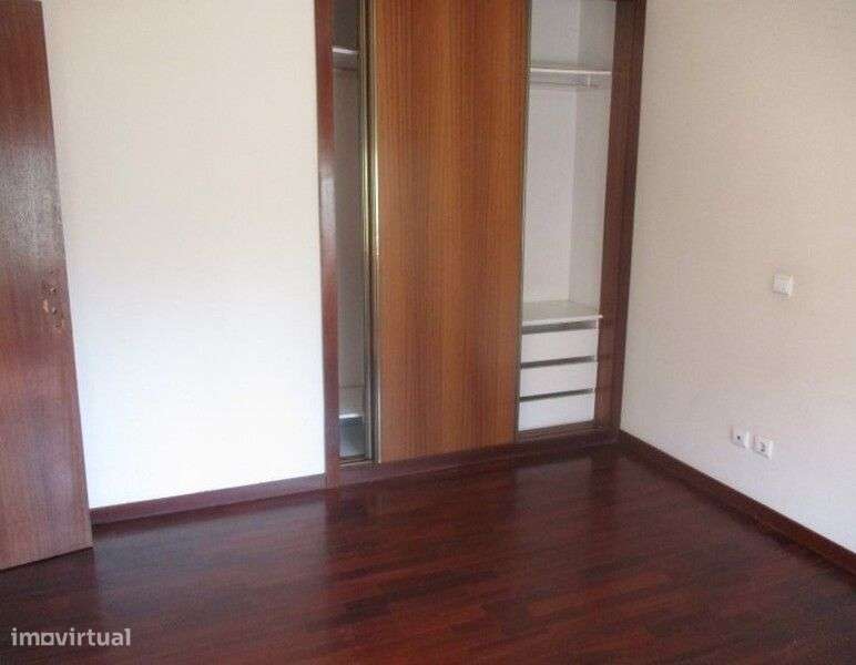 Apartamento T2 em Valongo - Grande imagem: 4/6