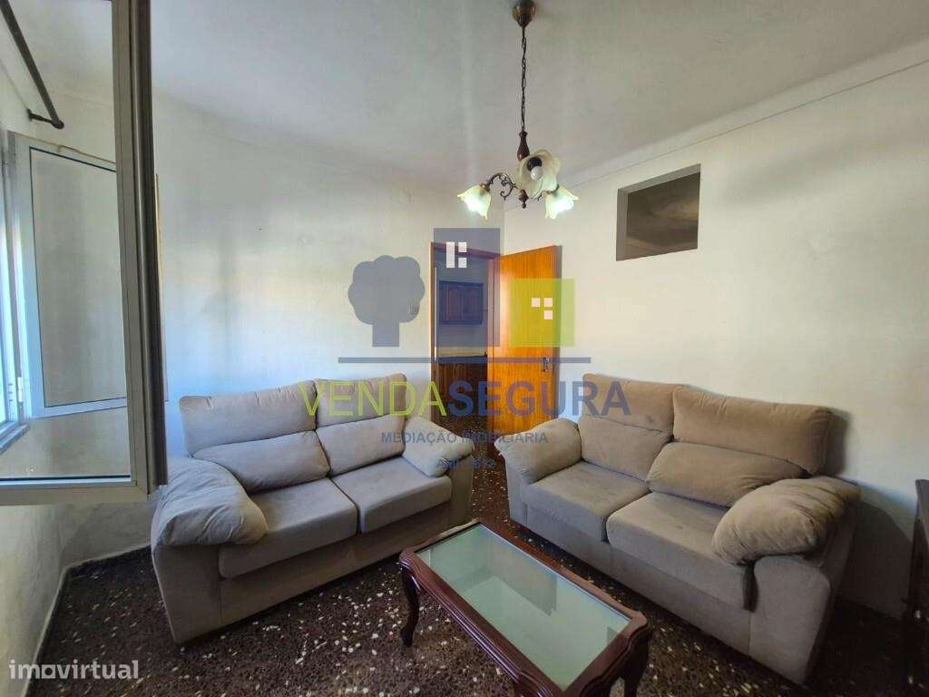 Apartamento T2 com marquise |  Centro da Cidade | Moura-11