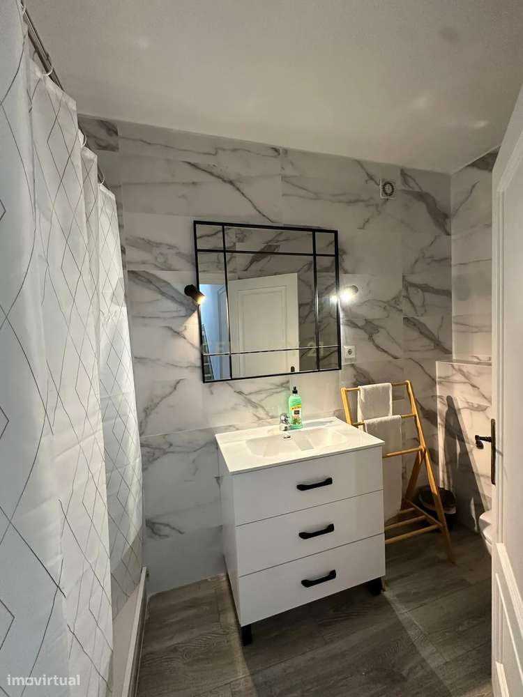 Moradia T5 Azambuja-13