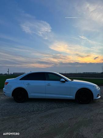 Audi A4 2.0 TDI quattro Stronic - 10