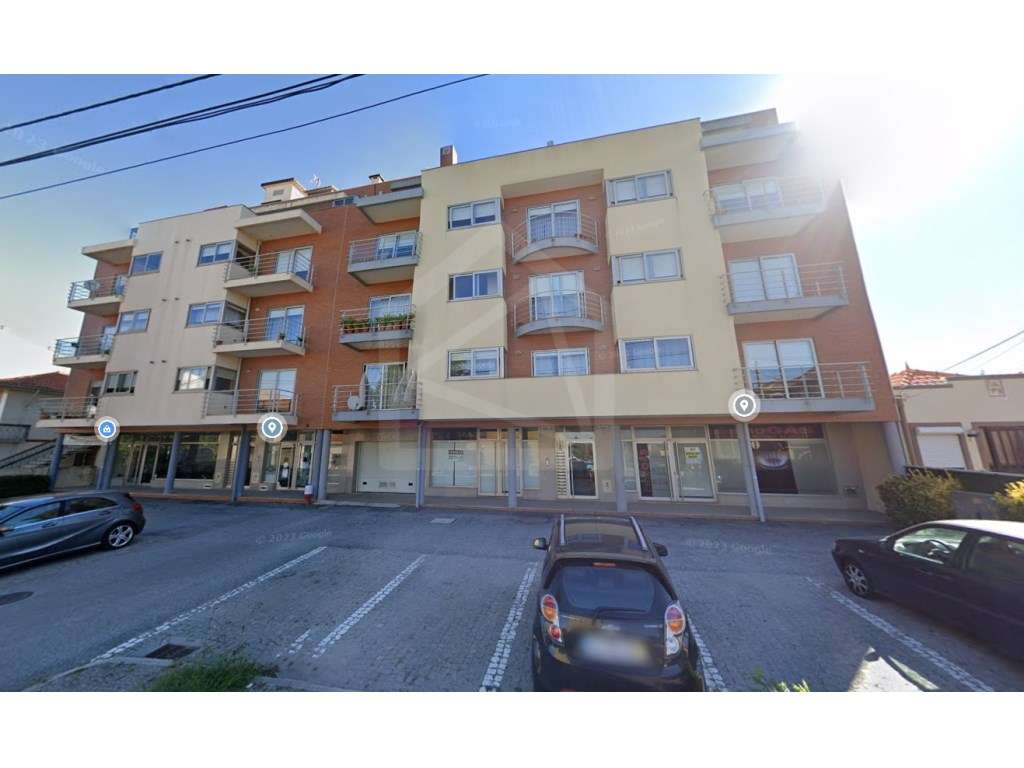 Loja com 121m2 em Esmoriz - Arrendada - Grande imagem: 5/5