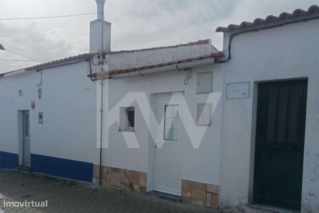 Oportunidade para Investidores: Estúdio renovado mais T0 em Corvos - M - Grande imagem: 2/27