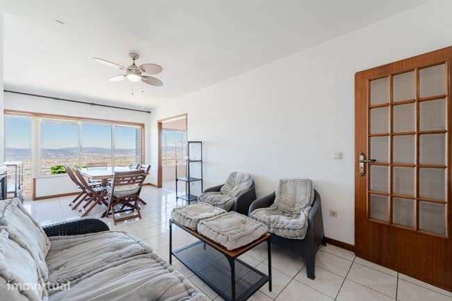 Apartamento T3 em São vicente, junto ao centro-8