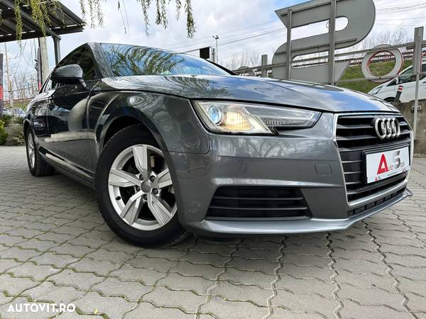 Audi A4 2.0 TDI S tronic Design - 10