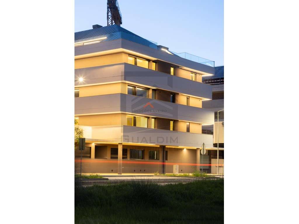 Apartamento T2+ Terraço Implex em Aveiro!-30