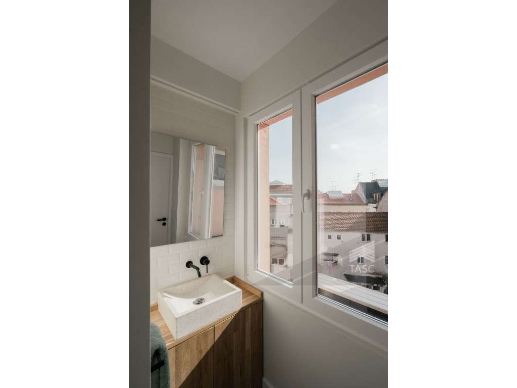 Dois apartamentos: T1 e estúdio com jardim-7