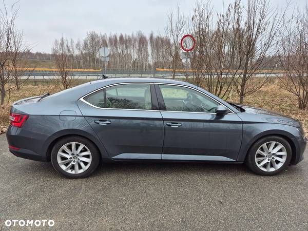 Skoda Superb 2.0 TSI 4x4 Style DSG - 3