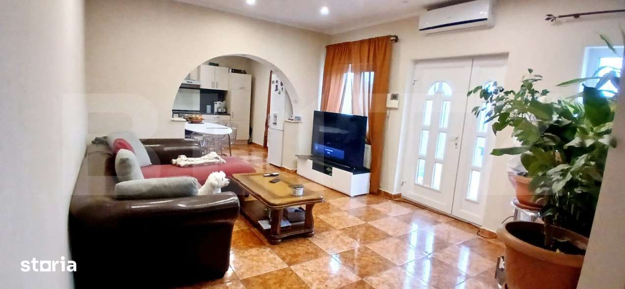 Doua case de vanzare, 263 mp, teren 800 mp, zona Iosia, in exclusivita - Imagine principală: 5/19