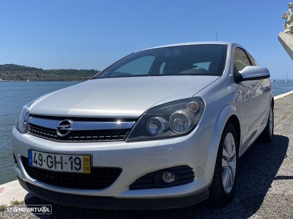 Opel Astra GTC 1.4 - 1