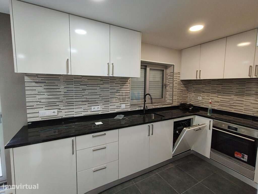 T2+Garagem Remodelado - Grande imagem: 3/14