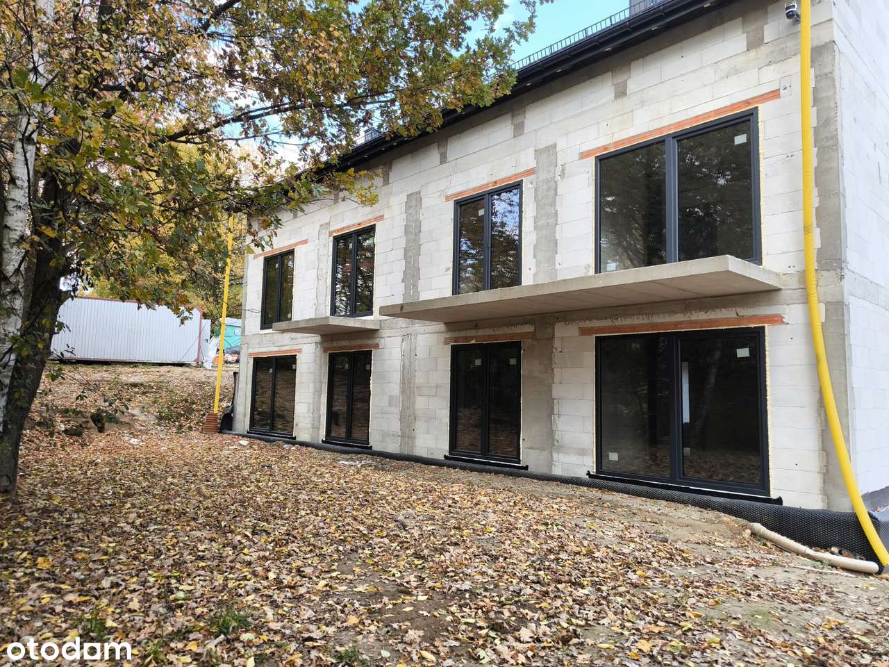 Nowoczesne mieszkanie z ogródkiem i tarasem | Rzozów, 3 min od Skawiny - Pełny obrazek: 4/6