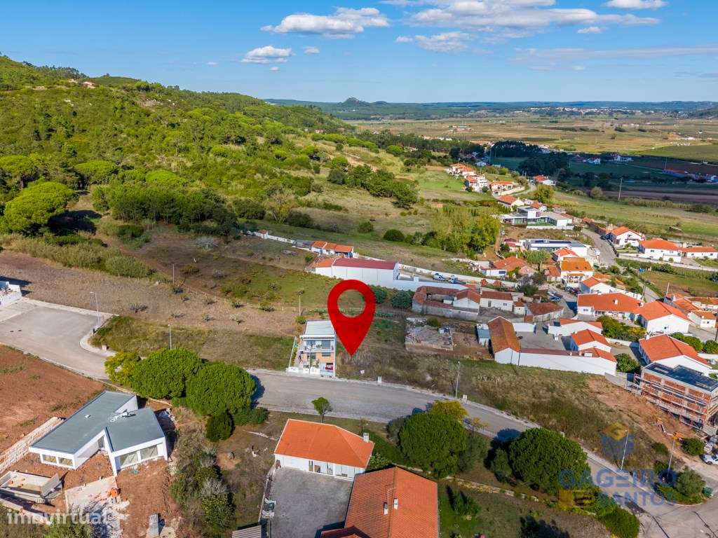 Lote de terreno na Nazaré.-8