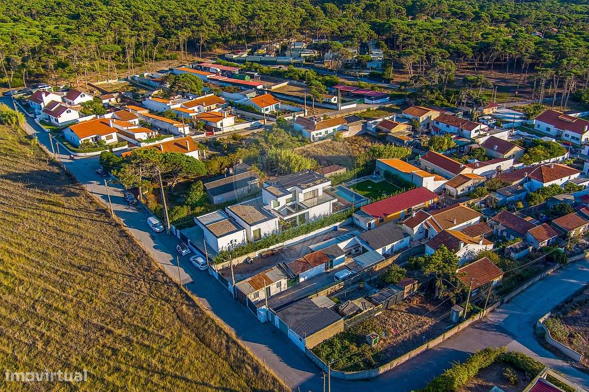 Moradia T6 para venda-47