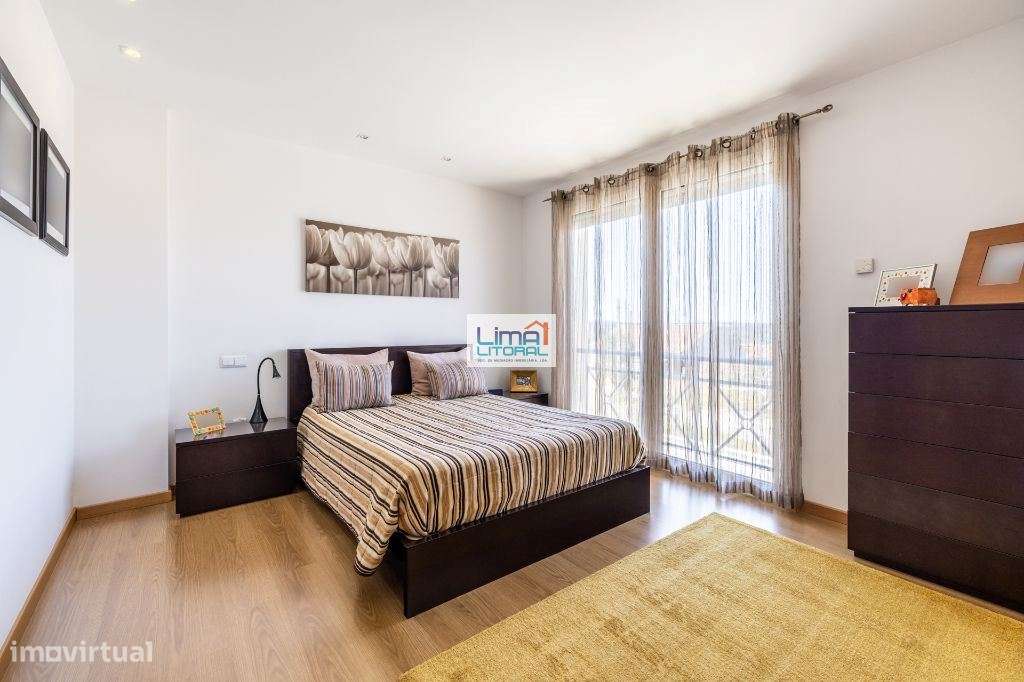 Magnifica moradia com 5 quartos - Ortigosa - Leiria-21
