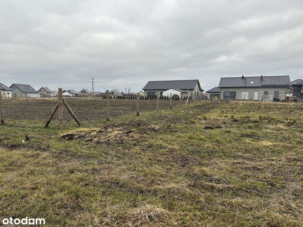 Działka budowlana Domaniów-2