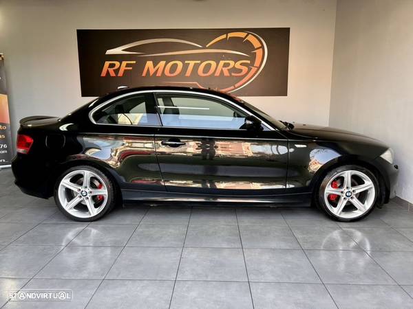 BMW 120 d Coupe Limited Edition Lifestyle c/ M Sport Pack - 4