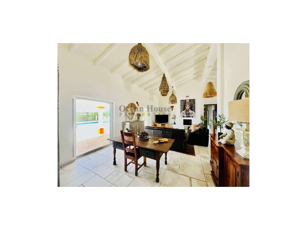 Herdade renovada com 4 quartos e piscina em Ourique.-4