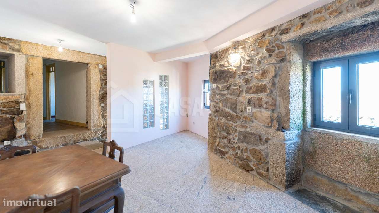 Moradia para Reconstrução em Mioma-9