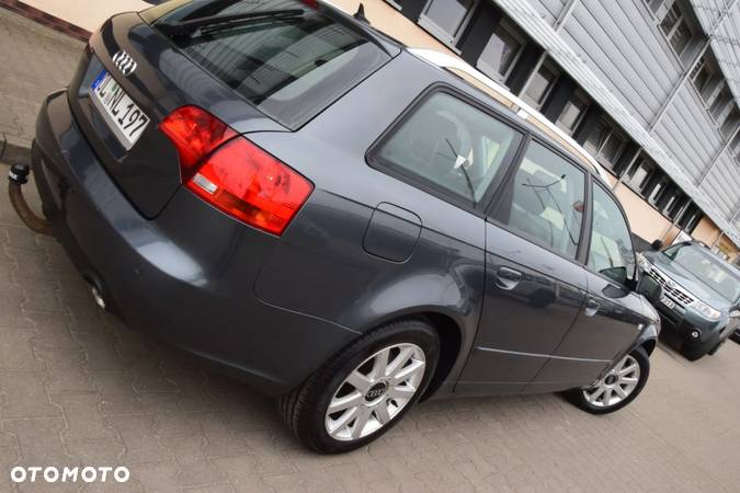 Audi A4 Avant 2.5 TDI - 12