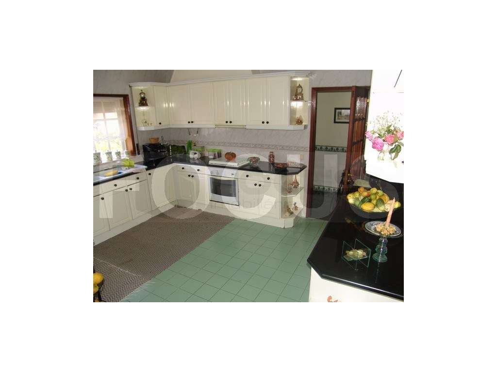 Espaçosa Moradia T5 - Cacia - Grande imagem: 3/22