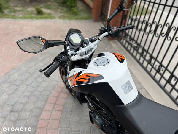 KTM Duke - 15