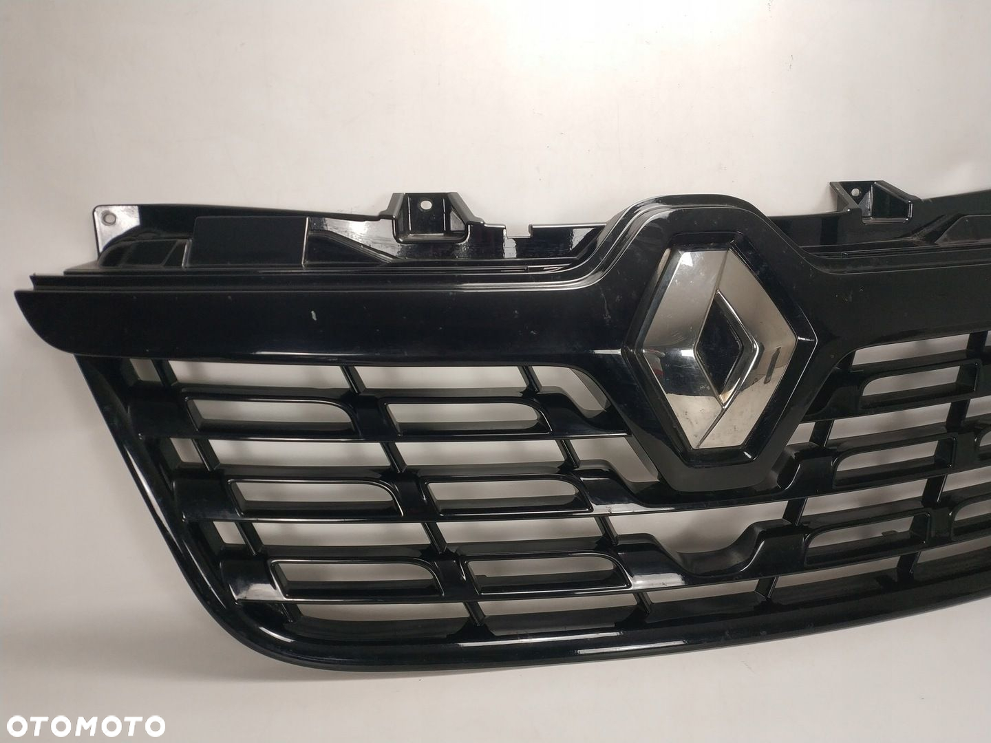 RENAULT MASTER III 3 LIFT grill atrapa emblemat - 2