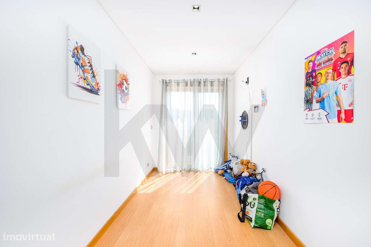 Apartamento T2+1 no centro de Valongo | 2 Frentes-11