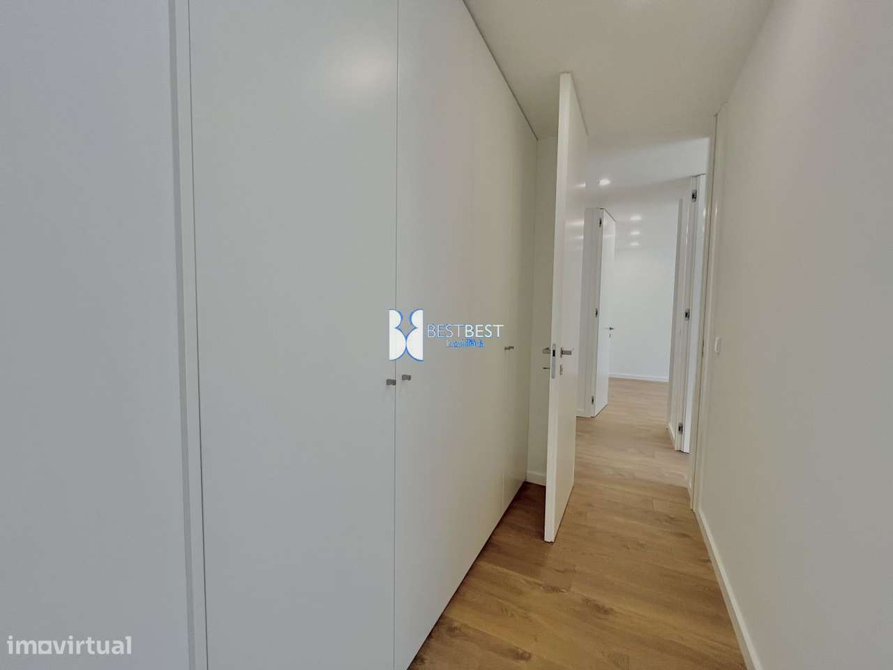 T3 NOVO , GRANDE VARANDA, DESIGN MODERNO, EQUIPADO, AIRO, BARCELOS-16