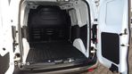 Ford Transit Courier - 27