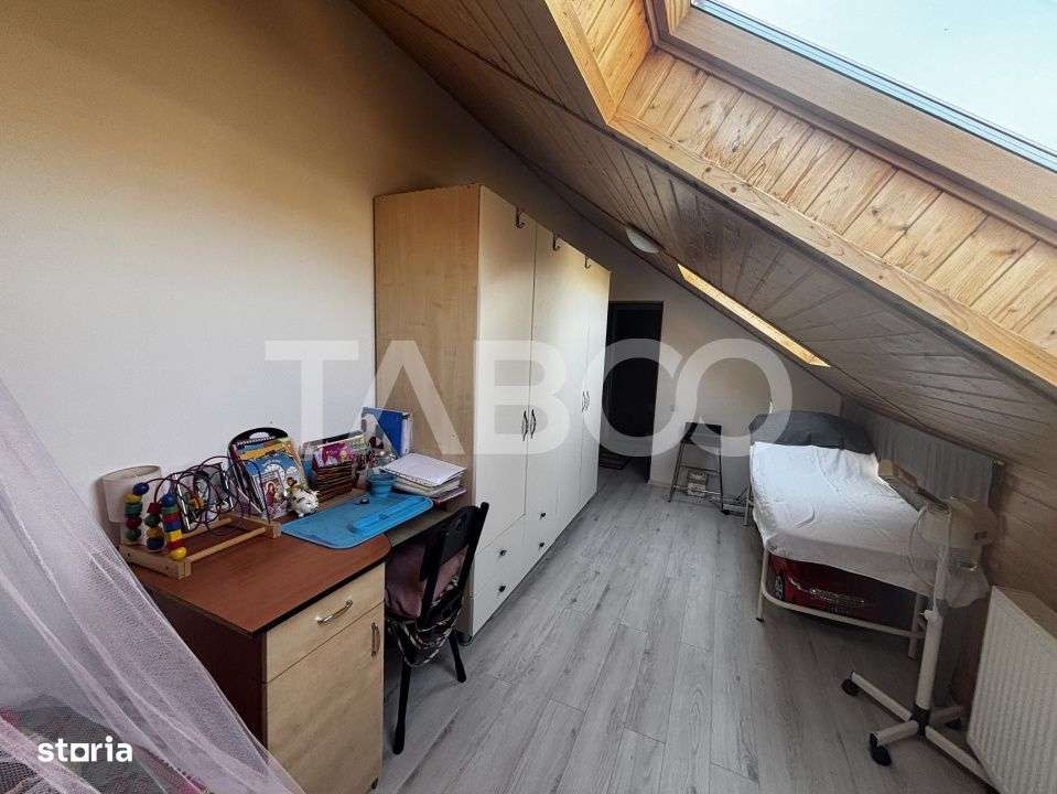 Apartament decomandat vanzare 2 camere 76 mp zona Tiglari - Imagine principală: 4/10