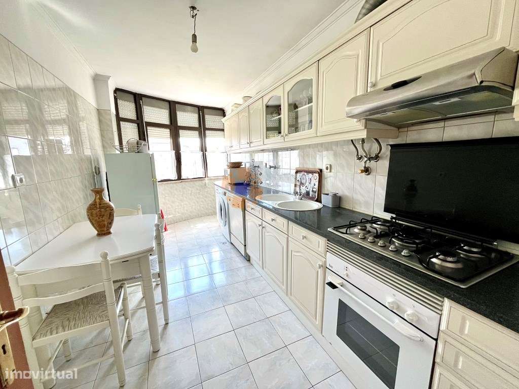 Apartamento T3 no coração do Feijó-9