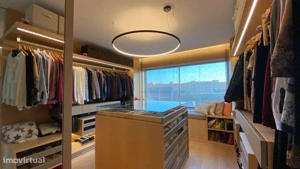 Moradia de Luxo com Piscina Aquecida Praia da Madalena-18