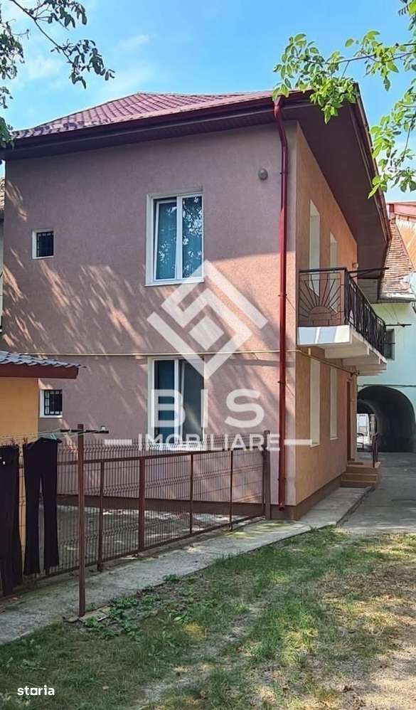 Casă ultracentrală P+E+M în Bistrita, Piata Centrală - Imagine principală: 5/6